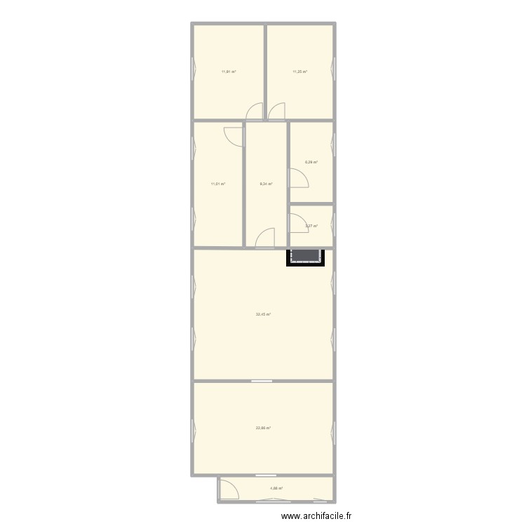 ROLAND LIART. Plan de 9 pièces et 113 m2