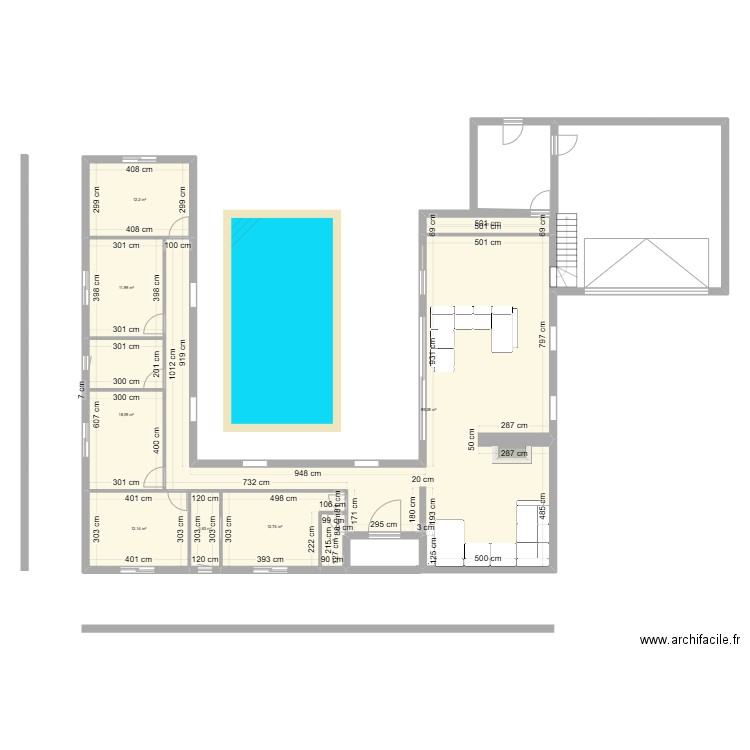 maison. Plan de 18 pièces et 333 m2