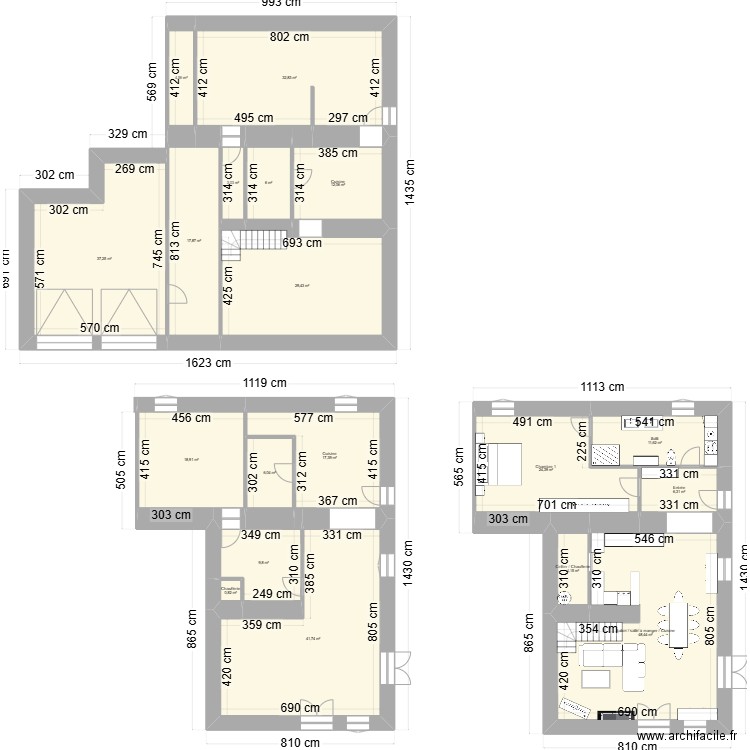 Fonderie. Plan de 19 pièces et 333 m2