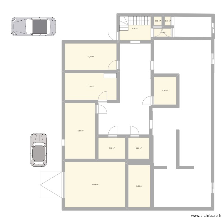 maison. Plan de 12 pièces et 93 m2