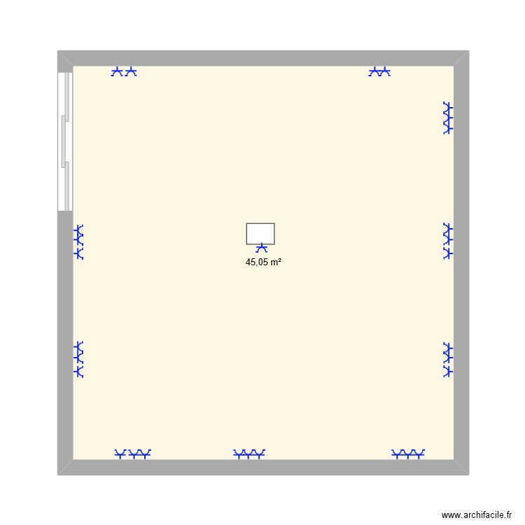 sale d'etude. Plan de 1 pièce et 45 m2