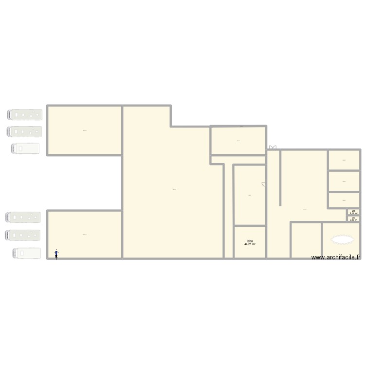 Apiremia. Plan de 13 pièces et 1598 m2