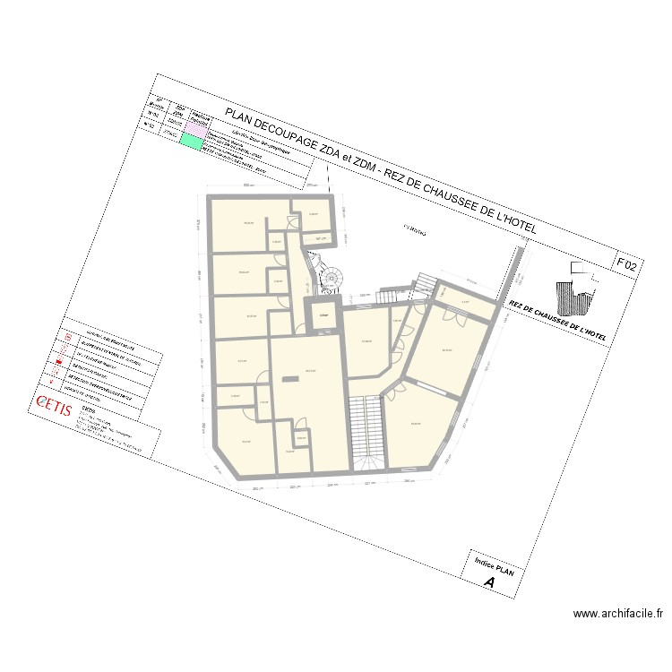 RDC FER A CHEVAL V1. Plan de 21 pièces et 202 m2