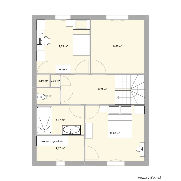 Etage 2. Plan de 9 pièces et 50 m2