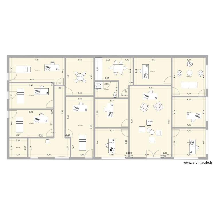 Base2. Plan de 16 pièces et 290 m2