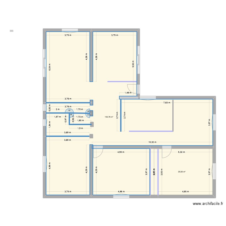 001. Plan de 2 pièces et 155 m2