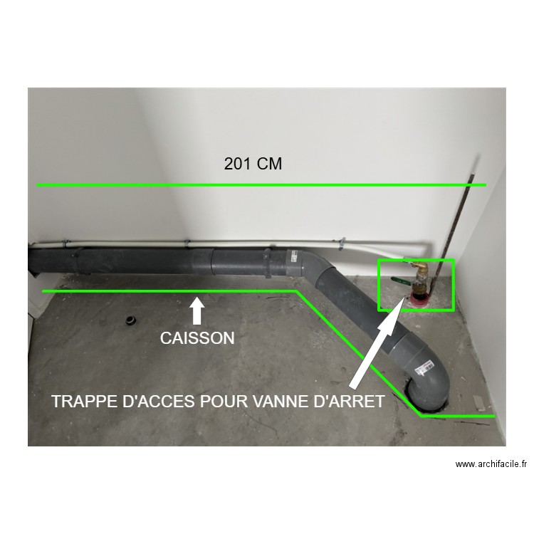 EAU ET EVACUATION. Plan de 1 pièce et 5 m2