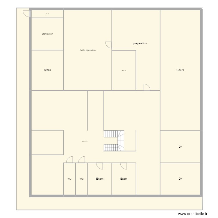 cabinet. Plan de 14 pièces et 557 m2