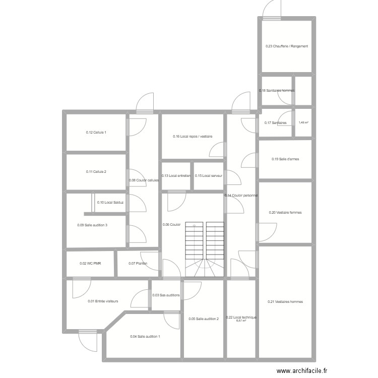 Baraque Rez-copie. Plan de 25 pièces et 175 m2