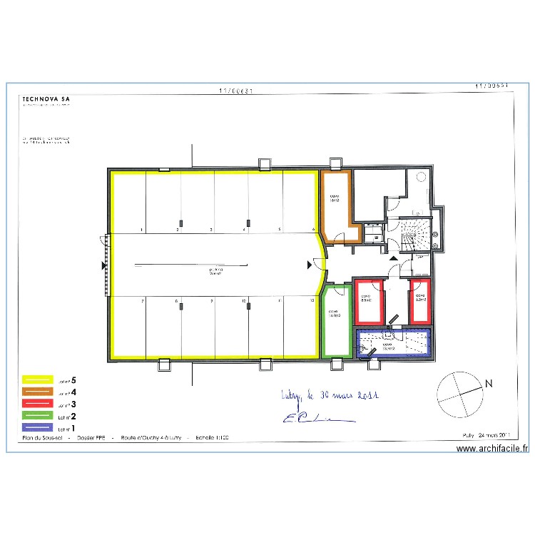 entree garage. Plan de 0 pièce et 0 m2