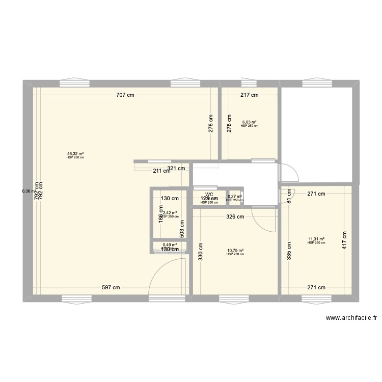 MAISON 2. Plan de 9 pièces et 83 m2