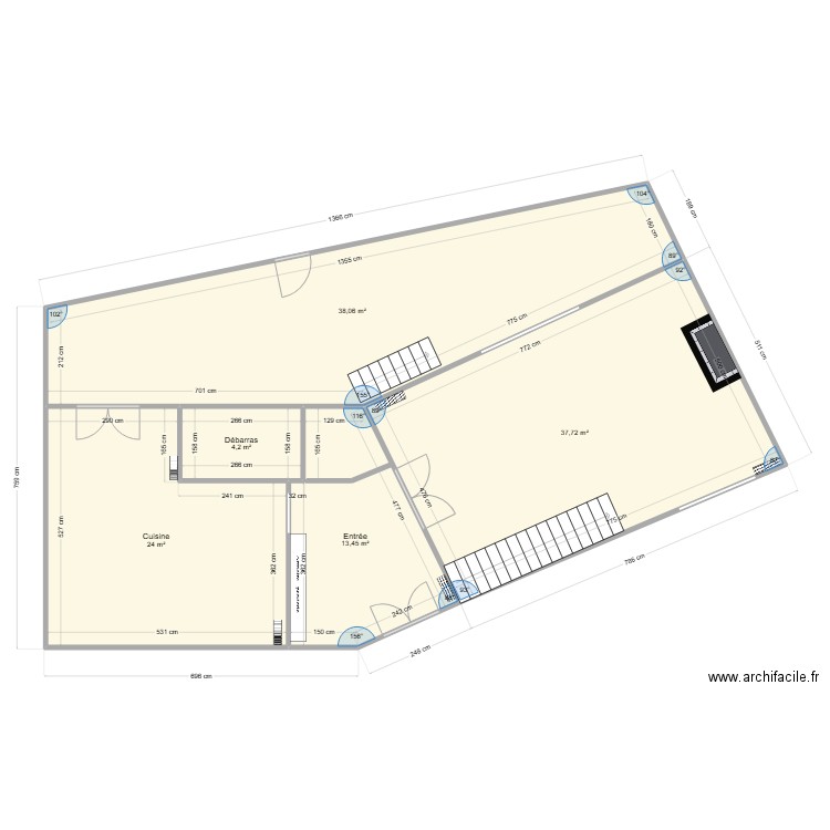 HERIBAN RDC. Plan de 5 pièces et 117 m2