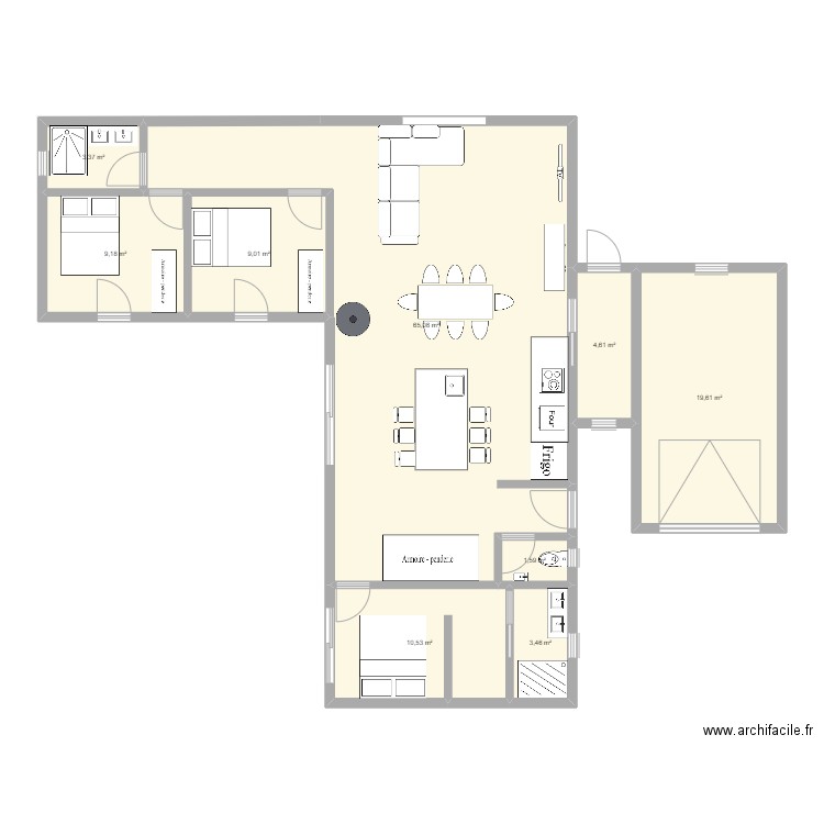 PLAN L. Plan de 9 pièces et 126 m2