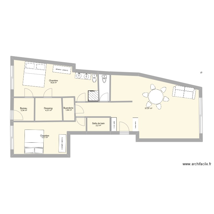 15FERRAGE2 . Plan de 6 pièces et 82 m2