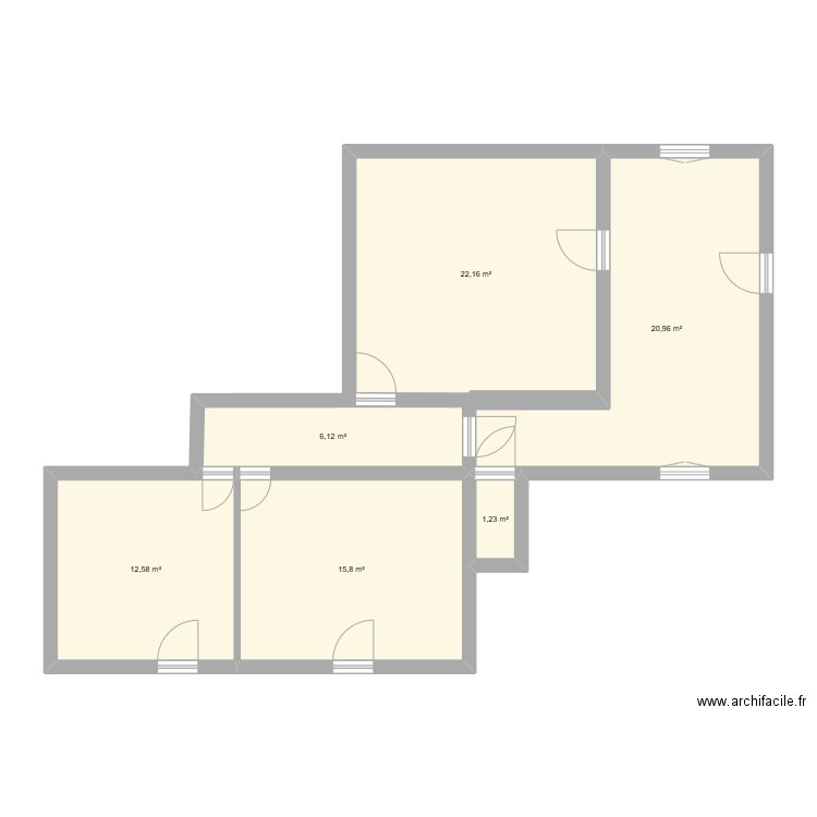 Local St Dominique. Plan de 6 pièces et 79 m2