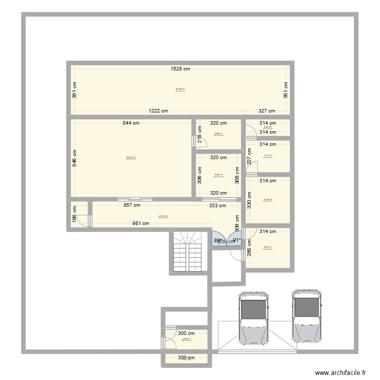 PLAN RDC. Plan de 11 pièces et 178 m2