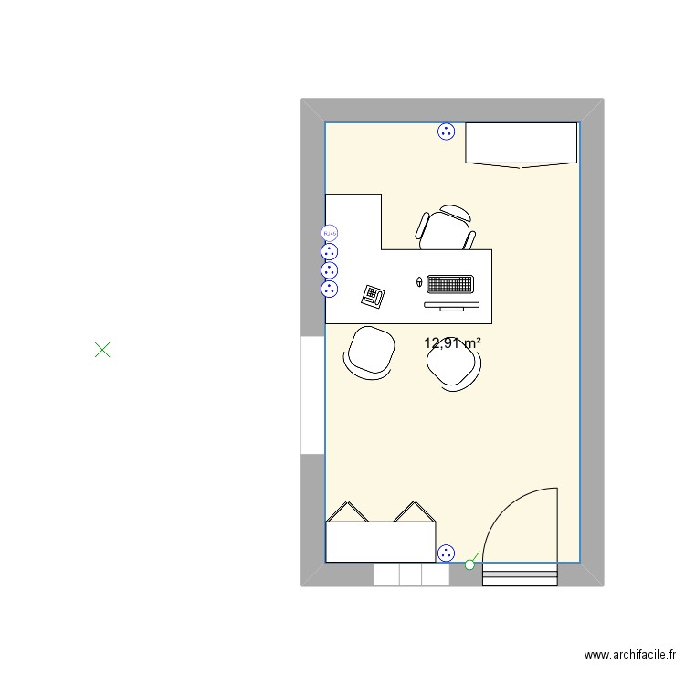 Bureau. Plan de 1 pièce et 13 m2