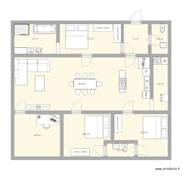 130 m2. Plan de 10 pièces et 119 m2