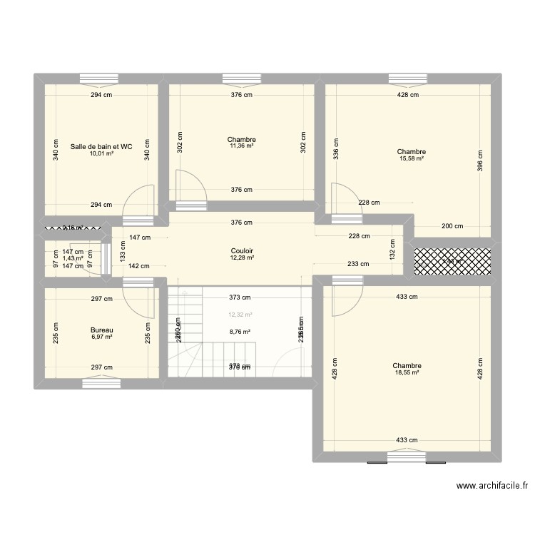 Maison Chanteloup. Plan de 15 pièces et 185 m2