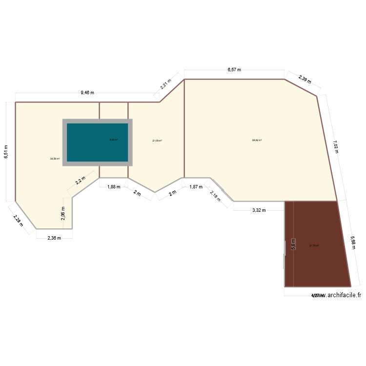 TRRASSE. Plan de 5 pièces et 161 m2