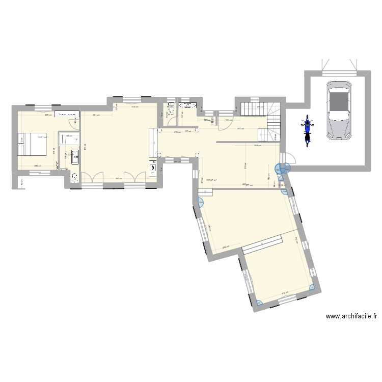 BANDOL RDC Cha P2. Plan de 5 pièces et 127 m2