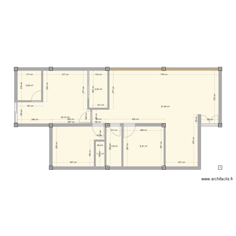 SOUHAIEB. Plan de 7 pièces et 81 m2