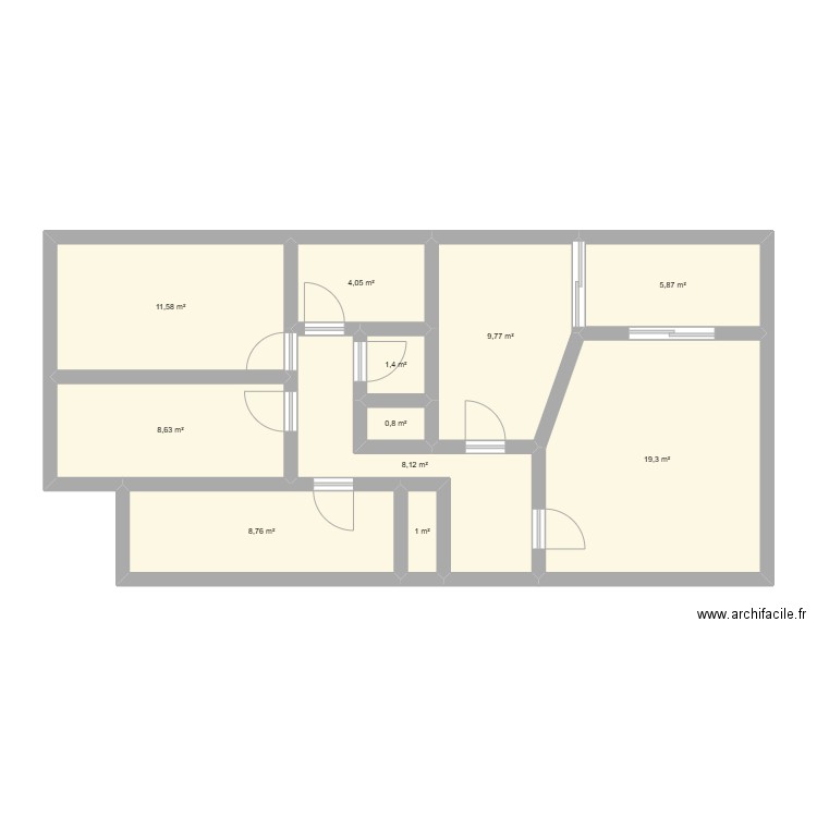 Appart v1. Plan de 11 pièces et 79 m2