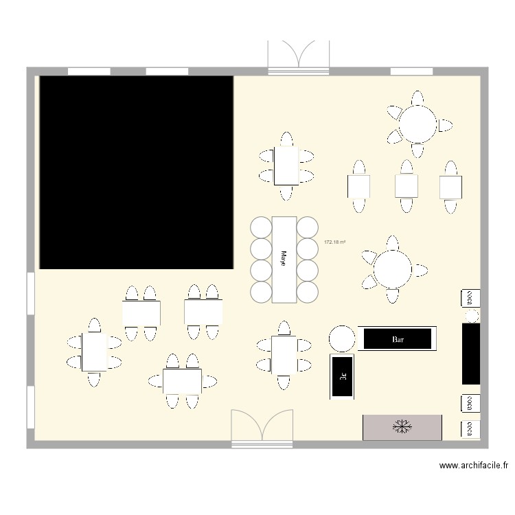 TABLEE FETES. Plan de 1 pièce et 172 m2