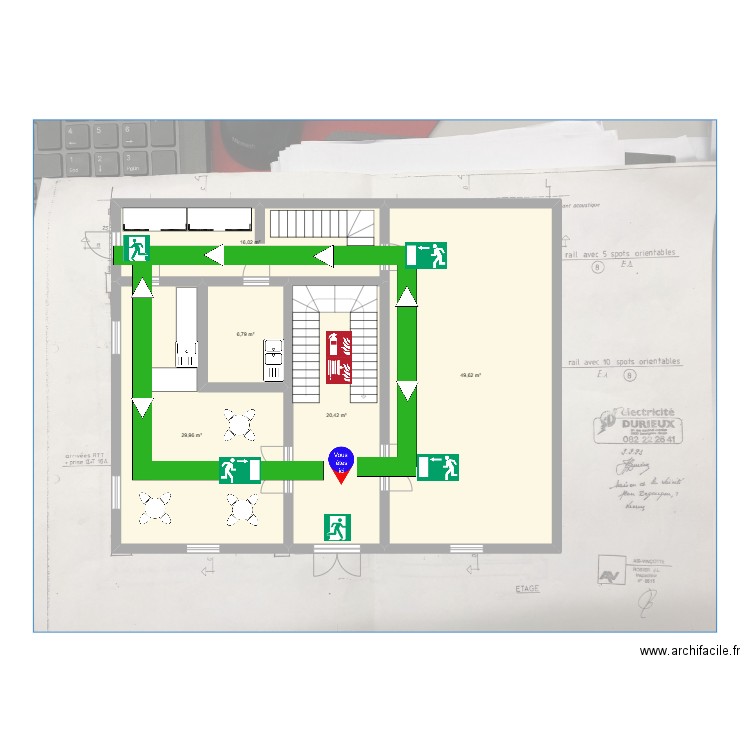 PLAN EVAC LAICIT2. Plan de 5 pièces et 123 m2