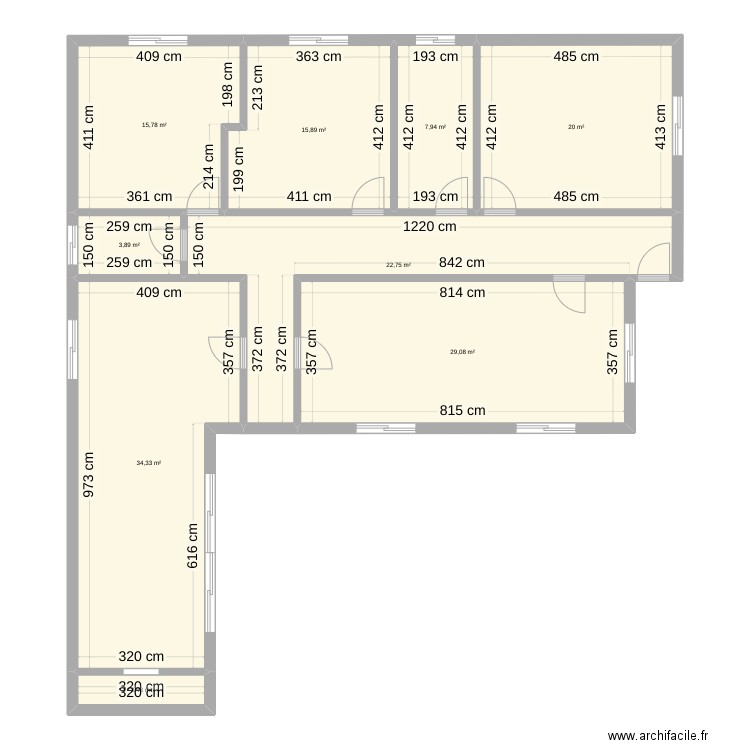 Maison Portugal. Plan de 9 pièces et 152 m2