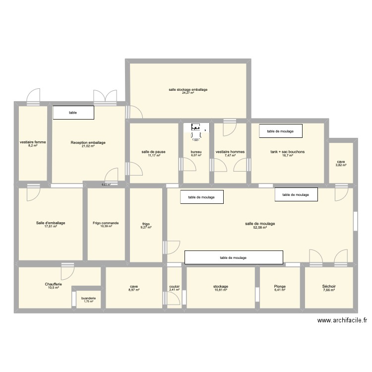 Plan abbaye. Plan de 20 pièces et 237 m2