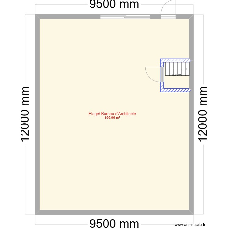 cuir center étage. Plan de 2 pièces et 102 m2