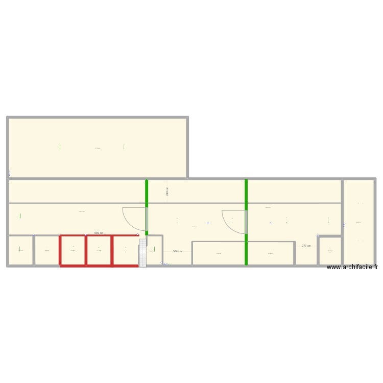 Etable. Plan de 13 pièces et 680 m2