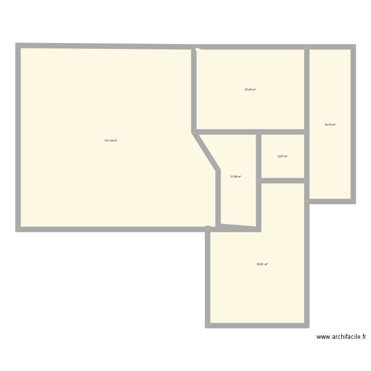 DENIA. Plan de 6 pièces et 200 m2