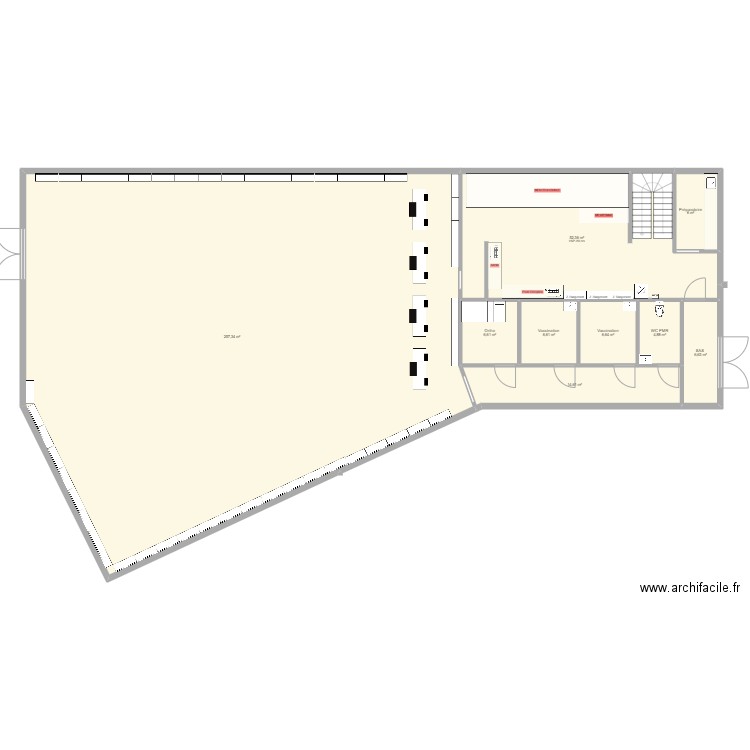 local 4B. Plan de 9 pièces et 362 m2