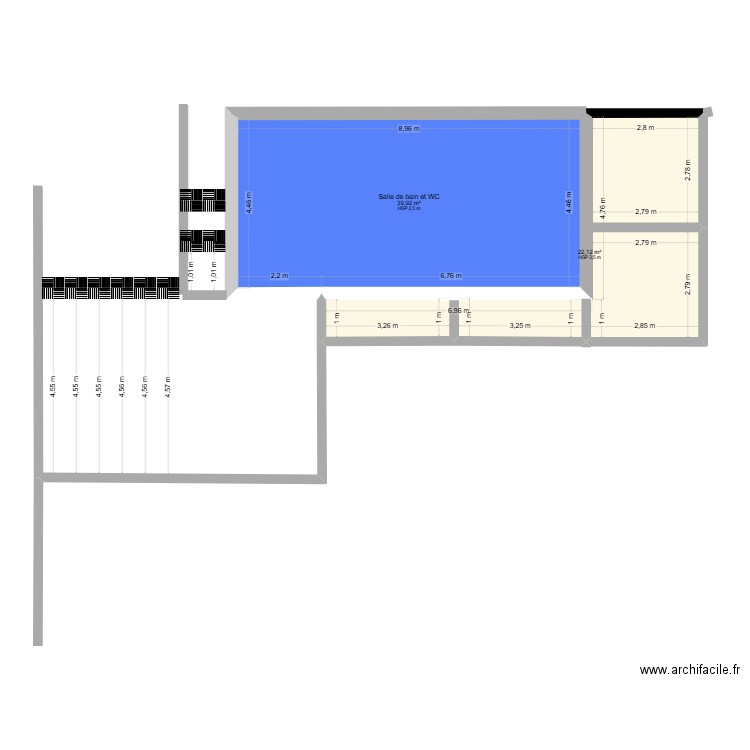 piscine. Plan de 2 pièces et 62 m2