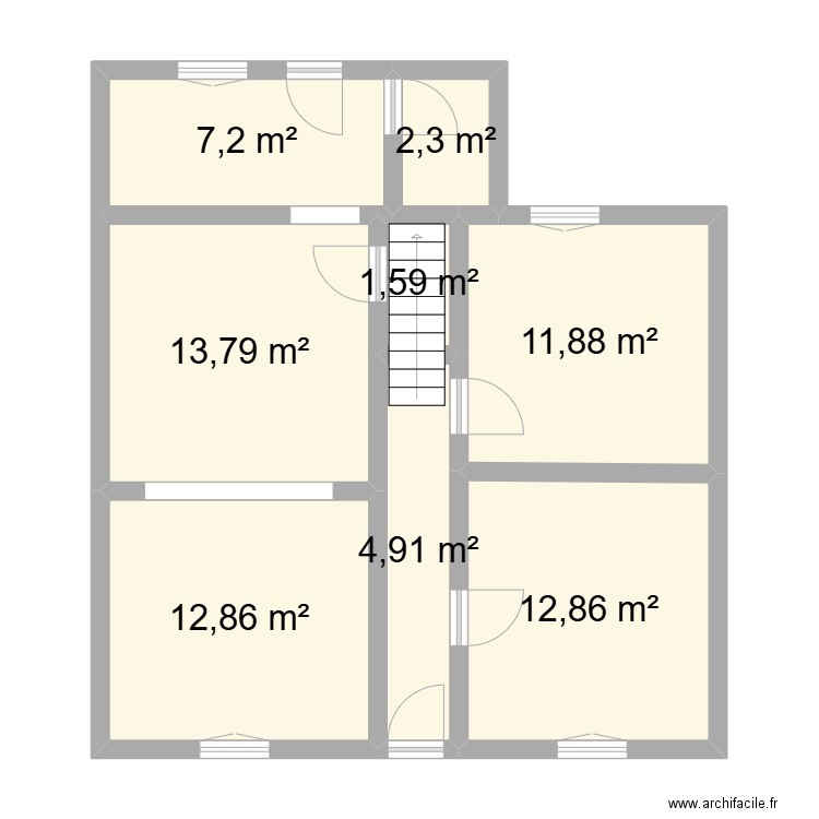 rdc. Plan de 11 pièces et 132 m2