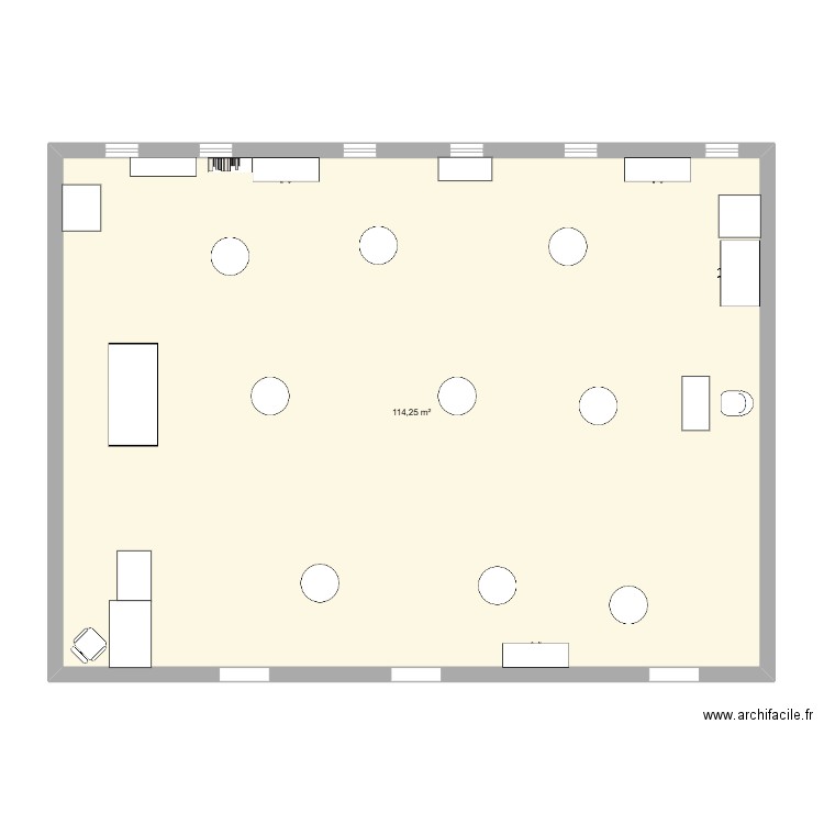 PLL. Plan de 1 pièce et 114 m2