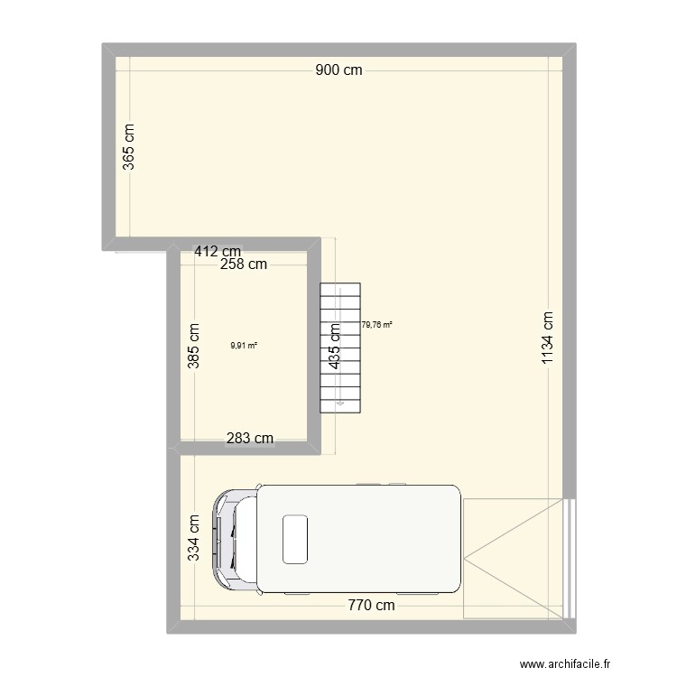 Atelier. Plan de 2 pièces et 90 m2