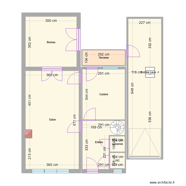 home. Plan de 9 pièces et 81 m2