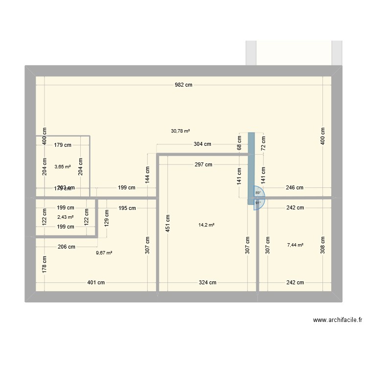 Vraie version. Plan de 15 pièces et 226 m2