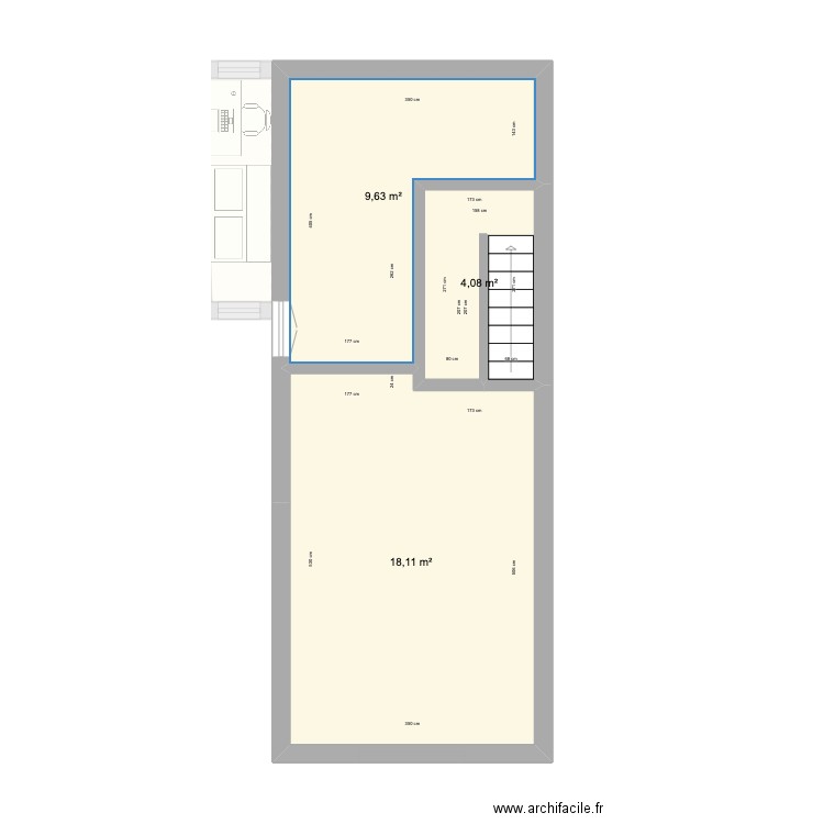 EXTENSION 1. Plan de 24 pièces et 182 m2