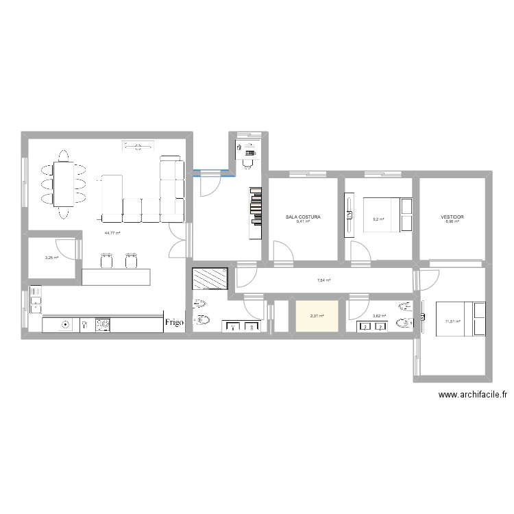 Rehués Perez. Plan de 9 pièces et 101 m2