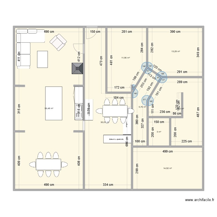 chalet. Plan de 8 pièces et 150 m2