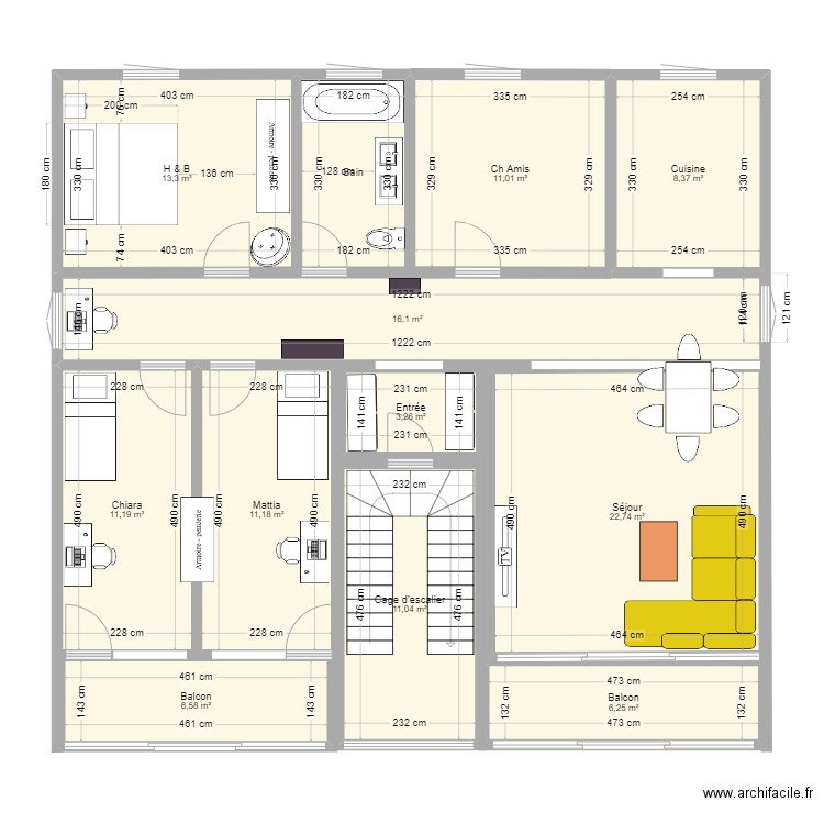 Appartement TR. Plan de 12 pièces et 129 m2