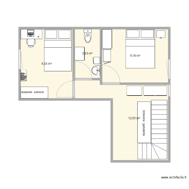 etage. Plan de 4 pièces et 34 m2