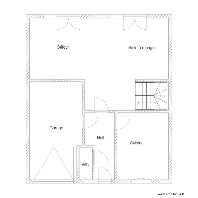 Meluzola. Plan de 5 pièces et 80 m2