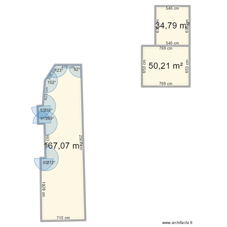 Cadastre St Eloy. Plan de 3 pièces et 252 m2