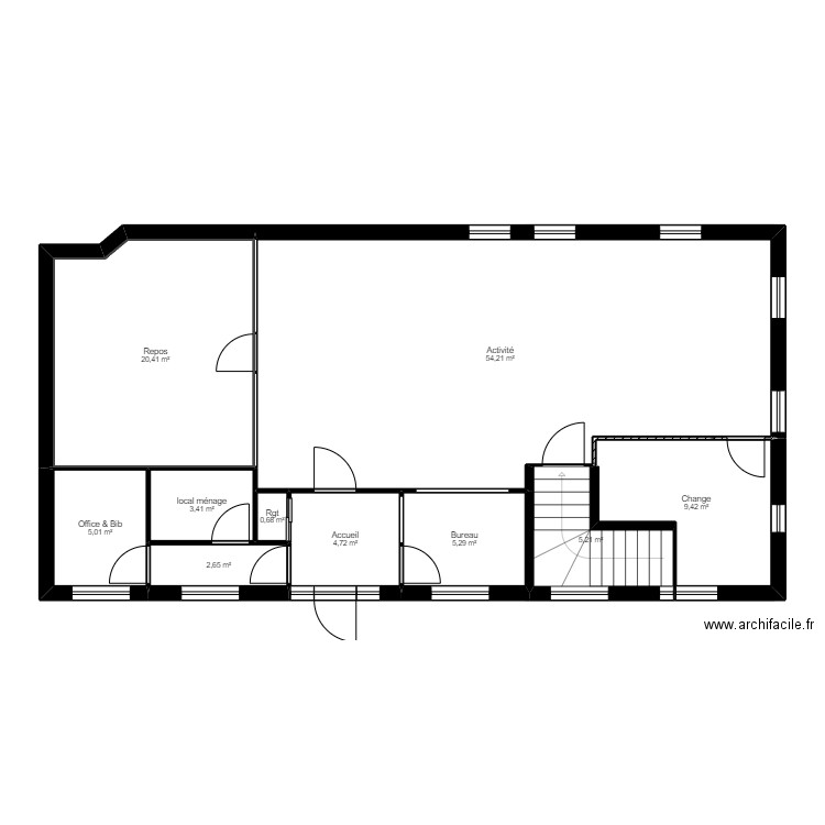 77B34L projet. Plan de 16 pièces et 146 m2