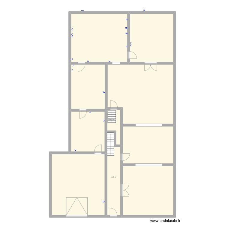 maison. Plan de 9 pièces et 261 m2